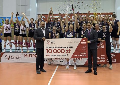 2021-06-07 MP juniorek młodszych ceremonia